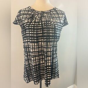 Worthington Short Sleeve Top/ Women’s size L